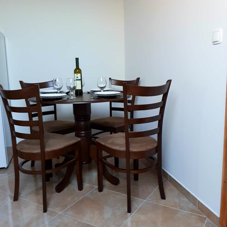 Apartment Tea Нін Екстер'єр фото